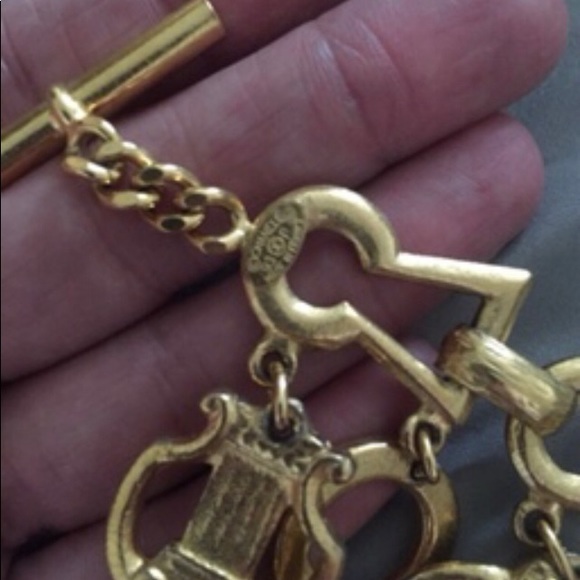 Vintage Authentic CHANEL Skeleton key bracelet - Picture 3 of 6